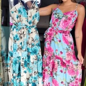 Super flowy comfy dress!